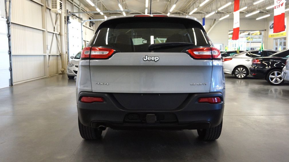 2015 Jeep Cherokee Sport 4WD #6