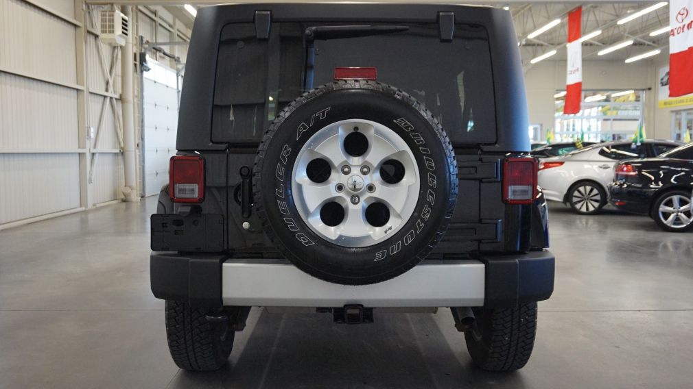 2015 Jeep Wrangler Unlimited Sahara 4WD #5