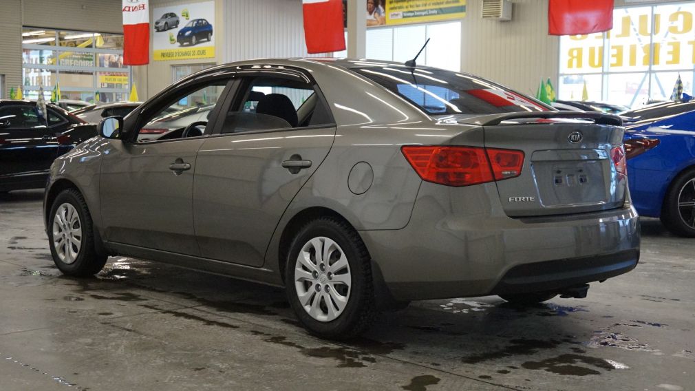 2011 Kia Forte LX #4