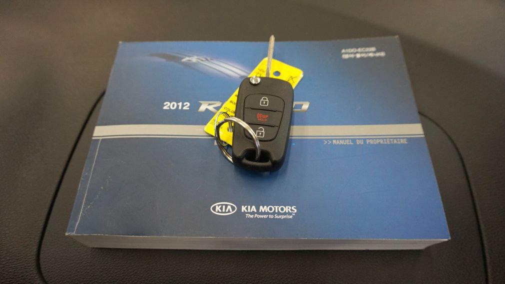 2012 Kia Rondo EX 7 Places #29