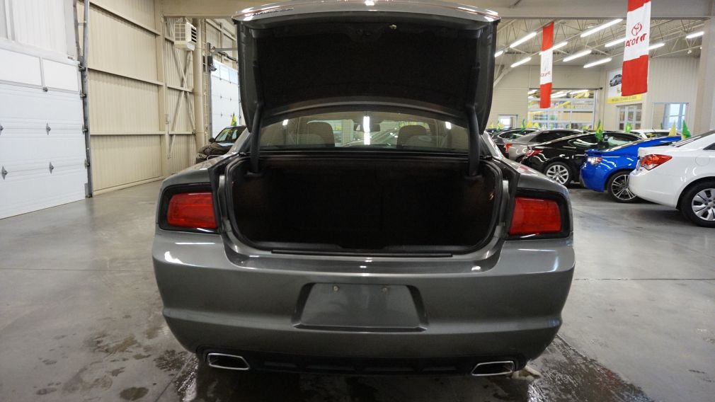 2011 Dodge Charger SE #21