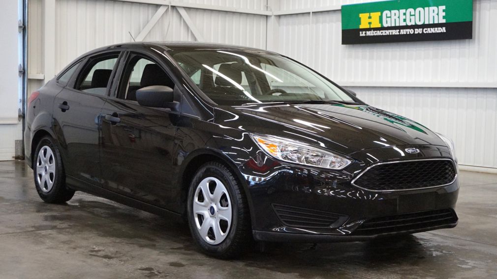 2015 Ford Focus S (caméra de recul) #28