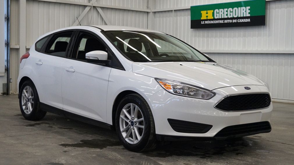 2015 Ford Focus SE (caméra de recul) #29