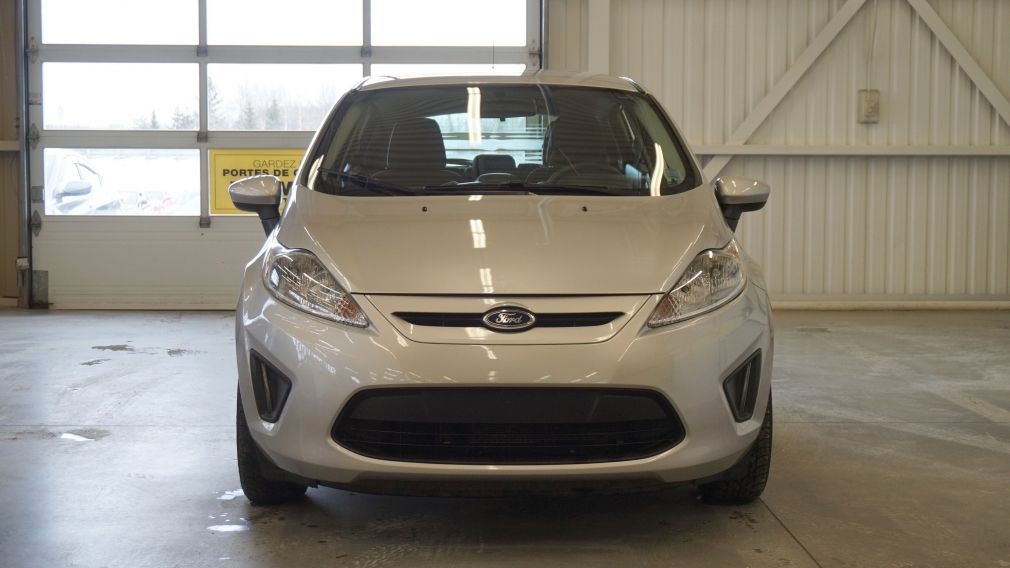 2013 Ford Fiesta SE #1