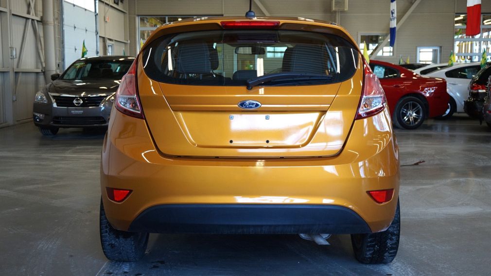 2016 Ford Fiesta SE #6