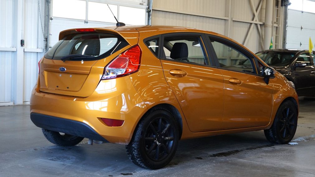 2016 Ford Fiesta SE #7