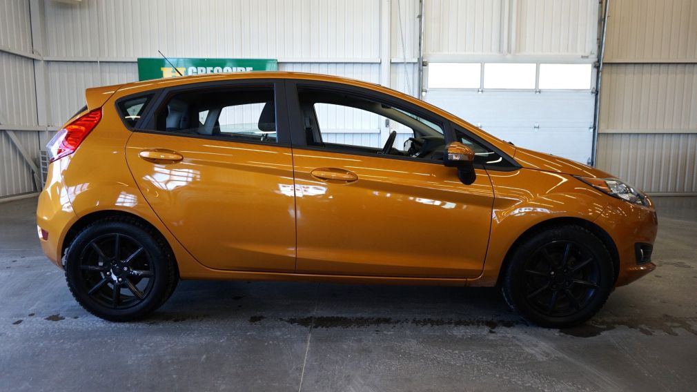 2016 Ford Fiesta SE #8