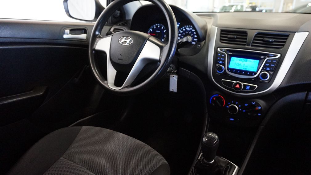 2013 Hyundai Accent L #22