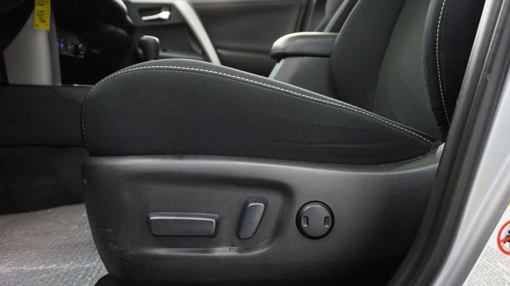 2016 Toyota Rav 4 XLE AWD, toit ouvrant, caméra recul, sièges chauff #25
