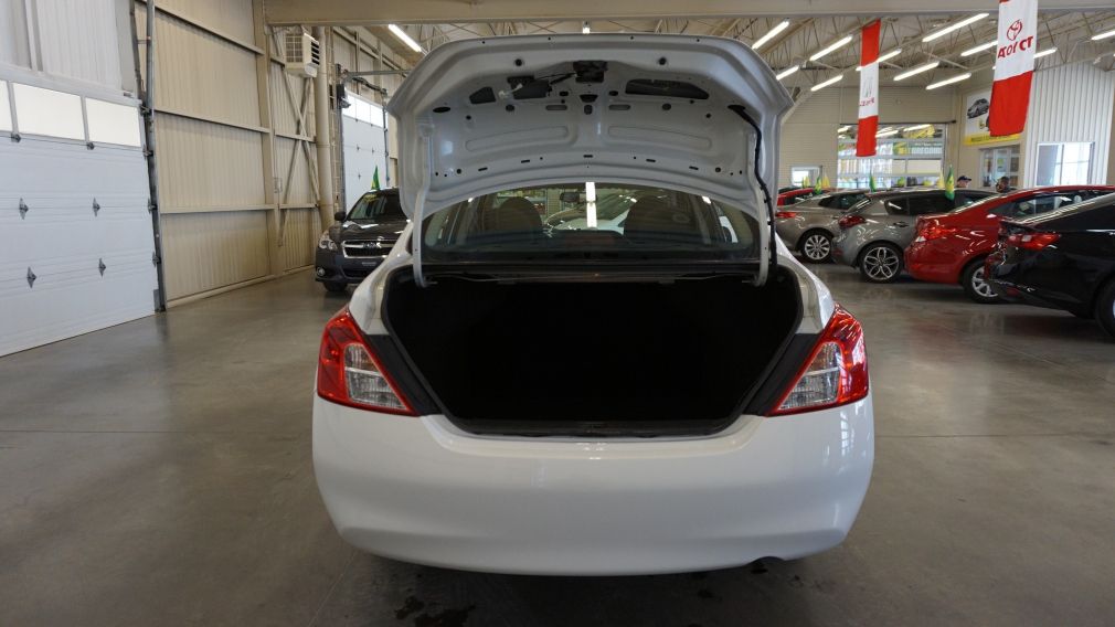 2014 Nissan Versa S, liquidation #21