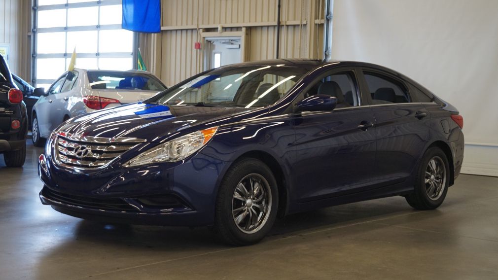 2012 Hyundai Sonata GL #3