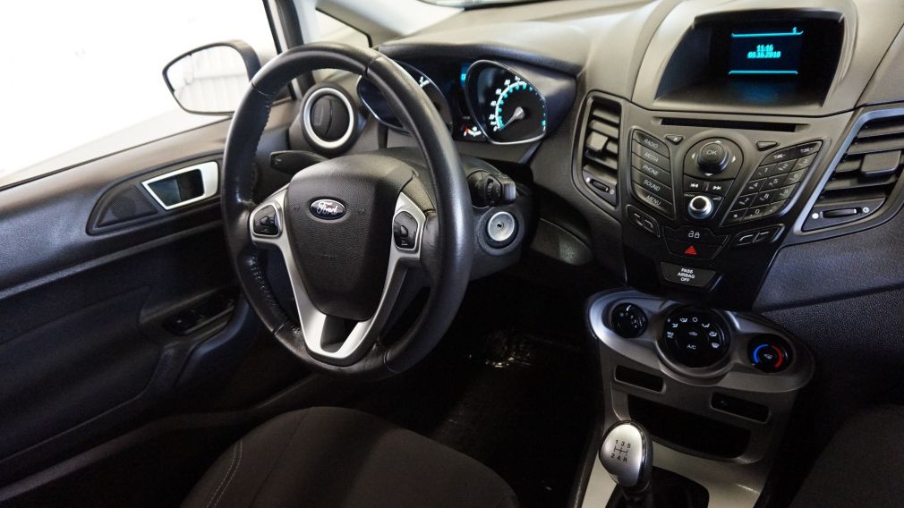 2014 Ford Fiesta SE #34