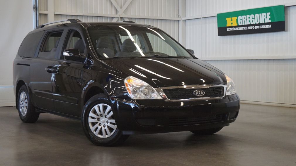 2012 Kia Sedona LX #0