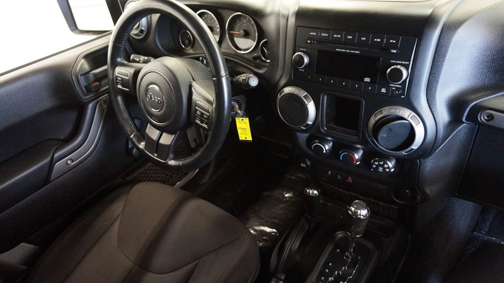 2014 Jeep Wrangler Unlimited Sport 4WD convertible (toit dur et mou) #28