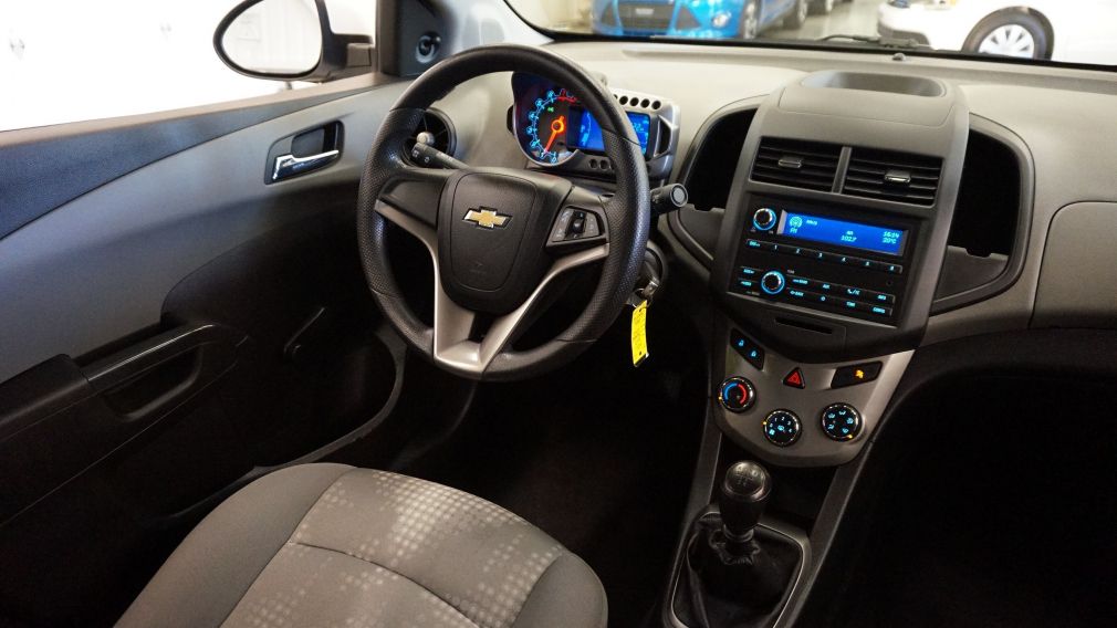 2013 Chevrolet Sonic LS #12