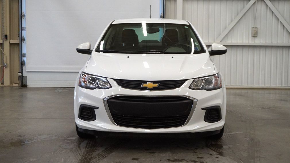 2017 Chevrolet Sonic LT (caméra de recul-sièges chauffants) #2