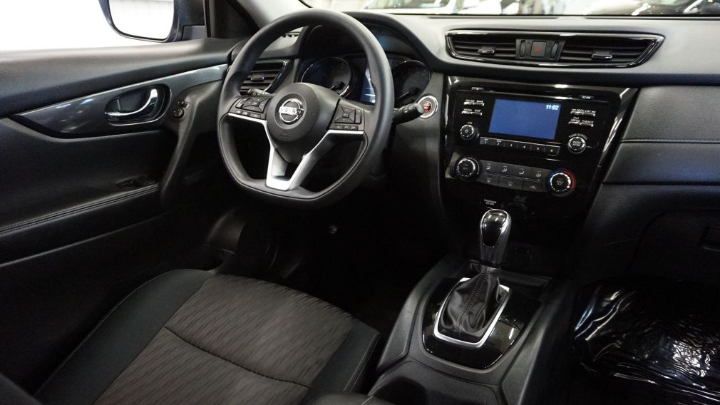 2017 Nissan Rogue SV AWD caméra recul, sièges chauffants, toit pano #13