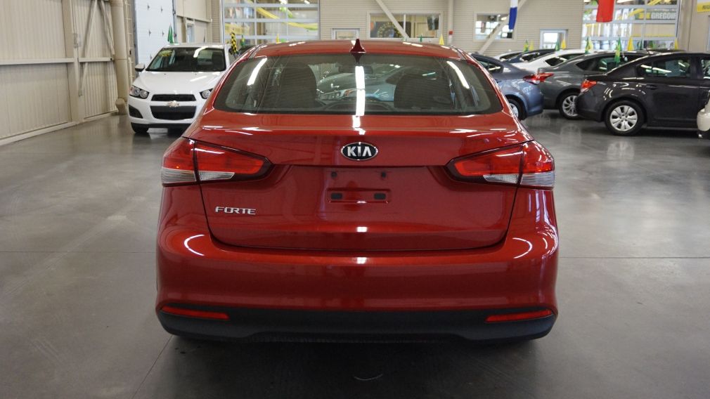 2018 Kia Forte LX , A/C, bluetooth, garantie 100000kms #6