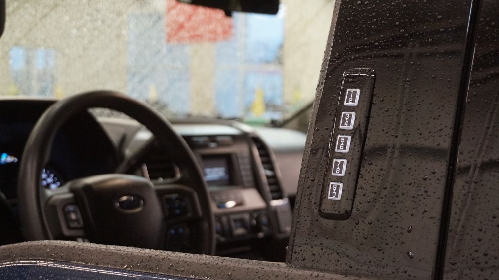 2015 Ford F150 XLT 4WD (caméra de recul) #12