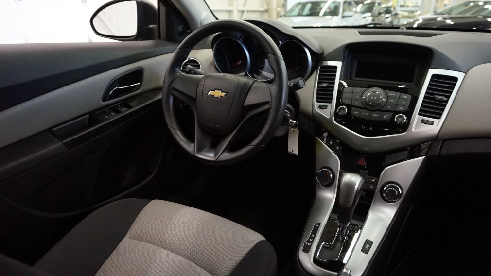 2014 Chevrolet Cruze LS #10