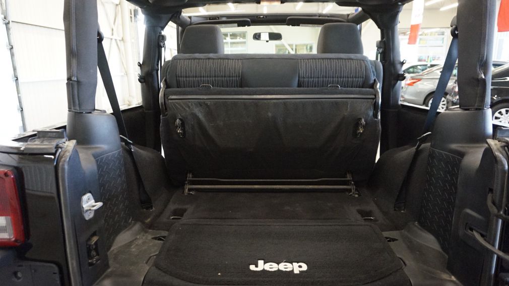 2012 Jeep Wrangler Sport 4WD (toit mou-cont. audio au volant) #18