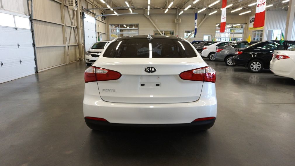 2015 Kia Forte LX+, toit ouvrant, sièges chauffants, mags #5