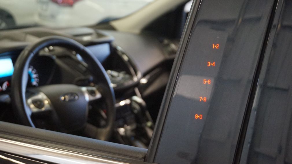 2015 Ford Escape Titanium AWD (caméra-toit pano-navi-cuir) #9