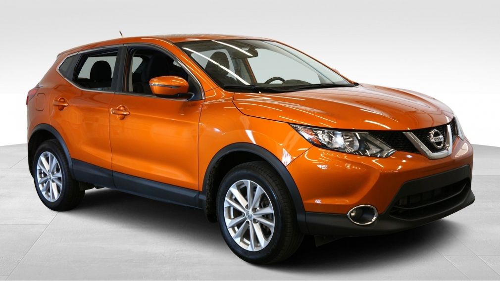 2017 Nissan Qashqai SV AWD, toit ouvrant, caméra recul #0