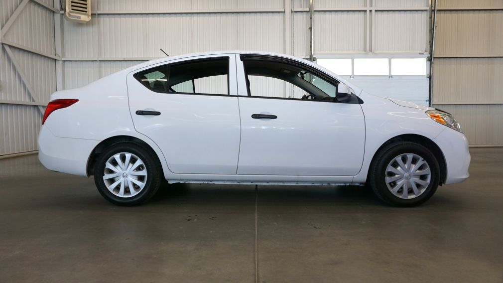 2012 Nissan Versa S #8