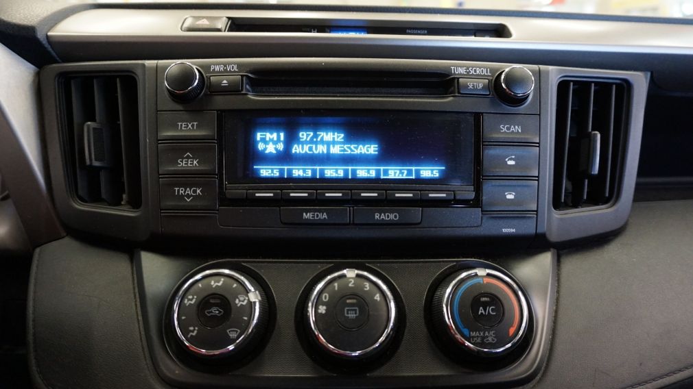 2016 Toyota Rav 4 LE, bluetooth, très bel état #16