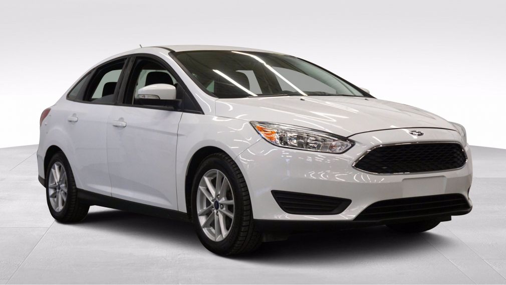 2017 Ford Focus SE  (caméra-a/c-gr. électrique) #0