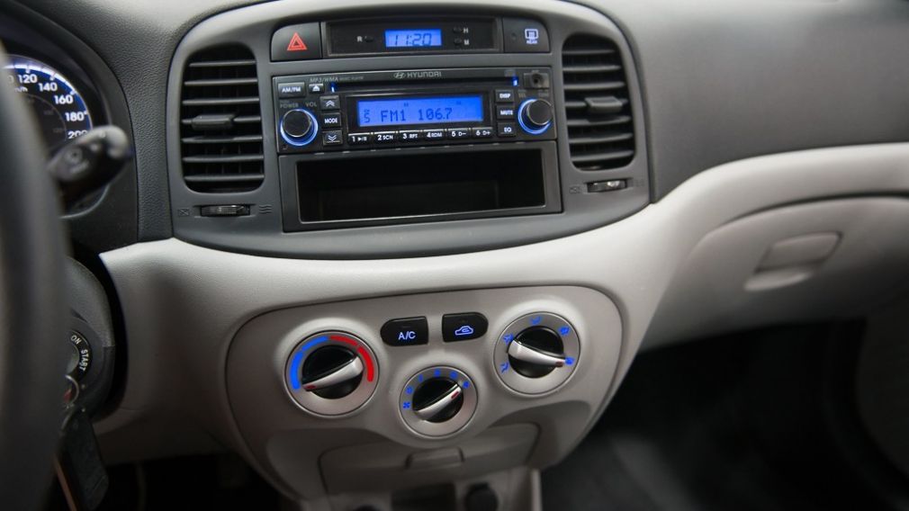 2011 Hyundai Accent GLAUTO GR ELECT MP3/AUX #27