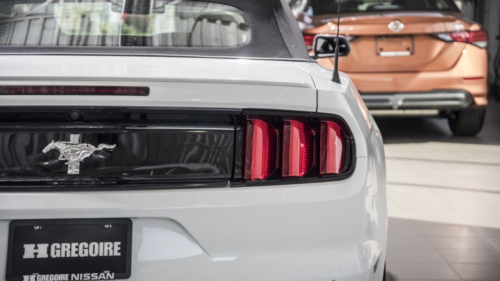 2017 Ford Mustang V6 AUTOMATIQUE + AC + CAMÉRA + TRÈS PROPRE! #29