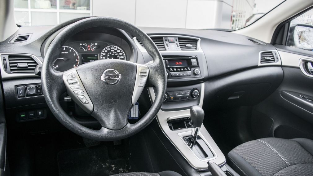 2015 Nissan Sentra S + AUTOMATIQUE + A/C +  BAS KILO !!! #39