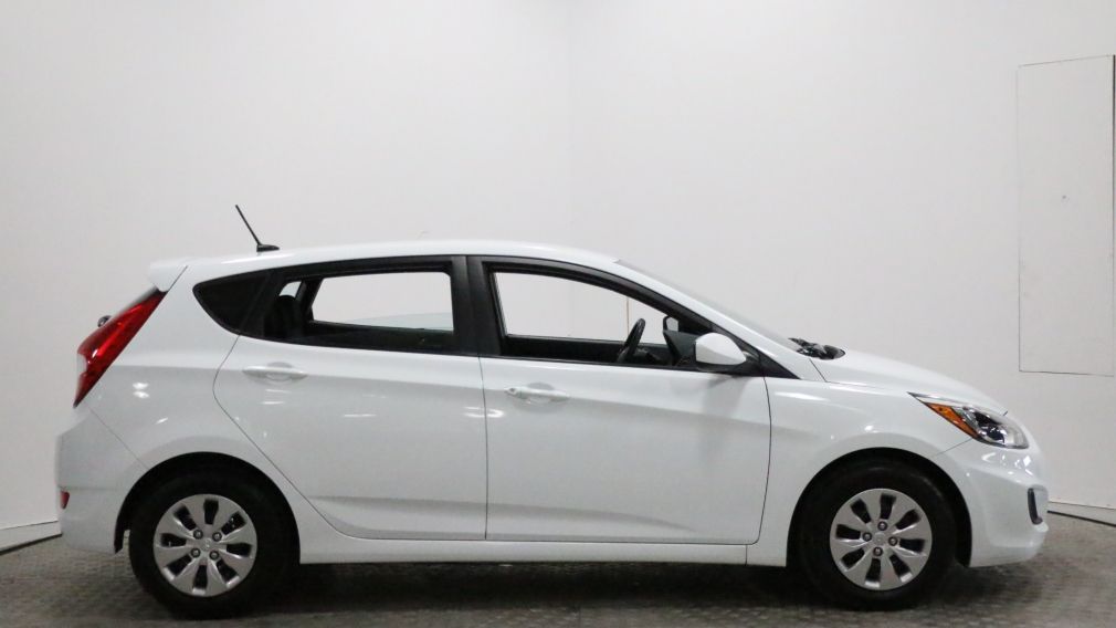 2016 Hyundai Accent LE #8