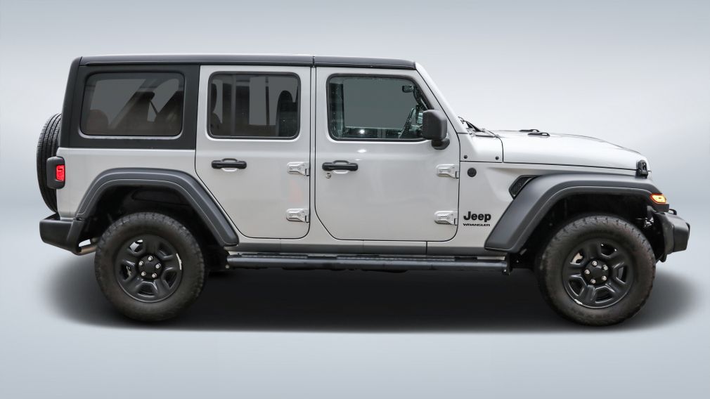 2024 Jeep Wrangler — photo 8