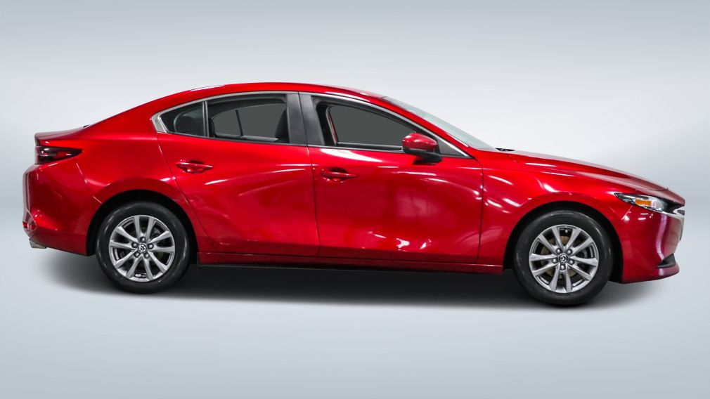 2021 Mazda 3 — photo 8
