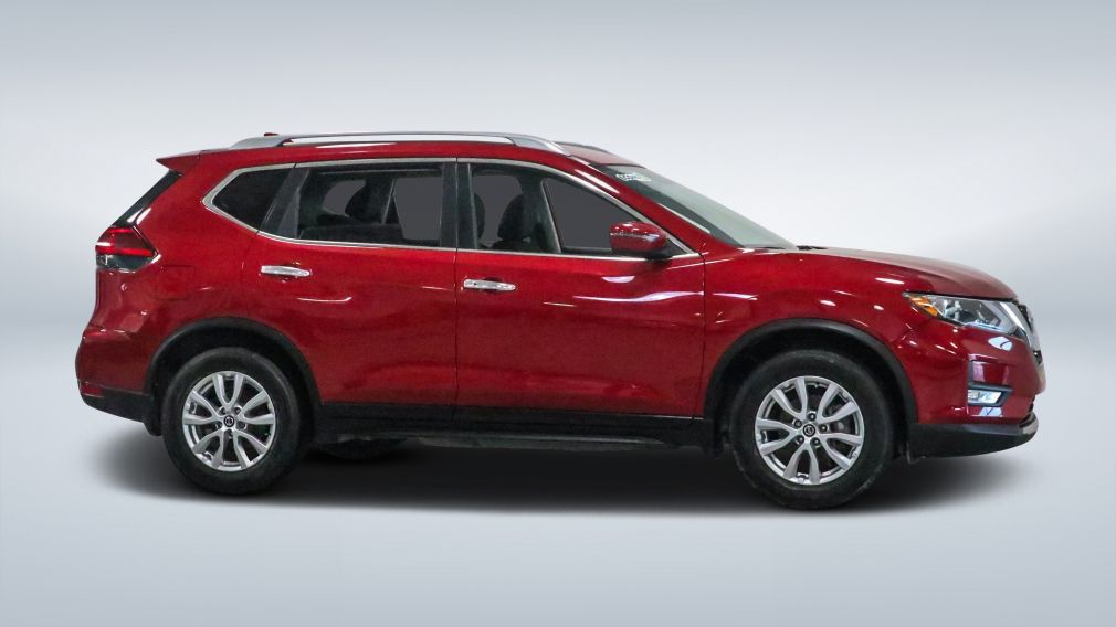 2017 Nissan Rogue — photo 8