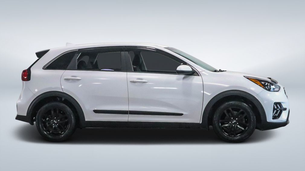 2022 Kia Niro — photo 8