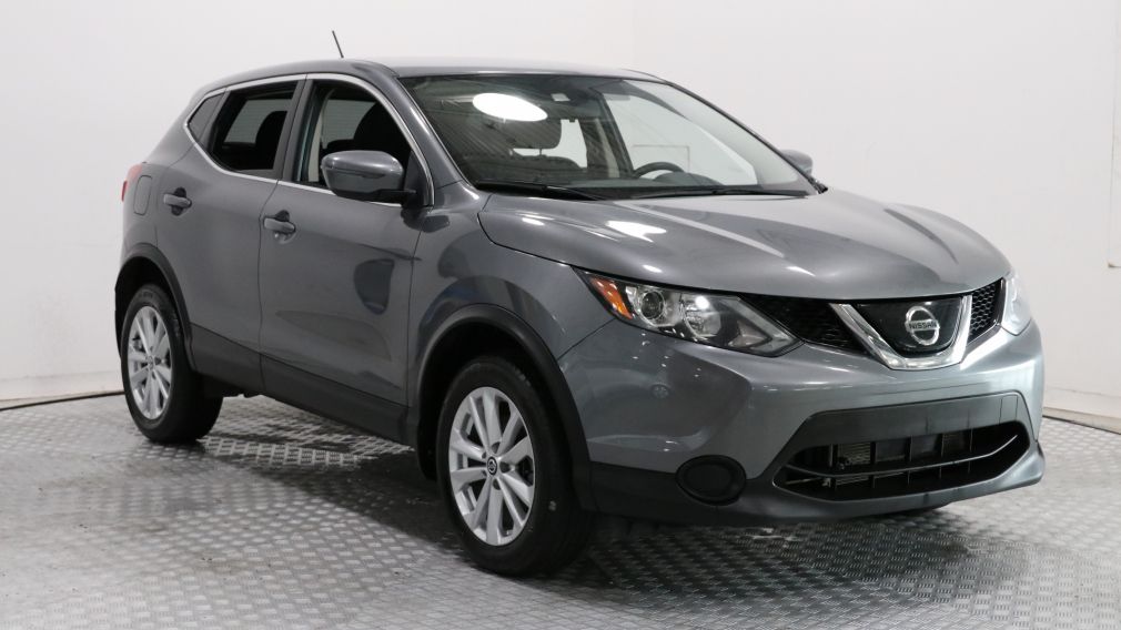 2019 Nissan Qashqai S #0