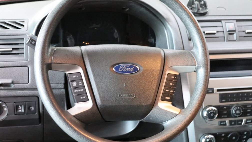 2012 Ford Fusion SE #14