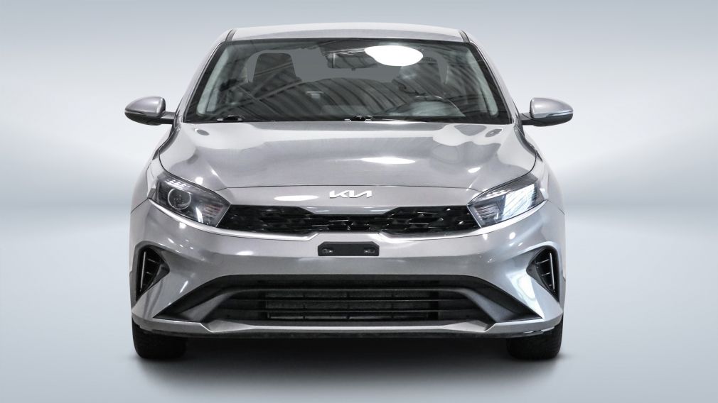 2023 Kia Forte — photo 2