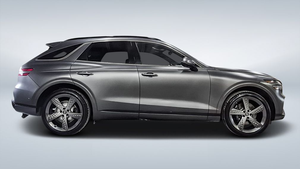 2023 Genesis GV70 — photo 8