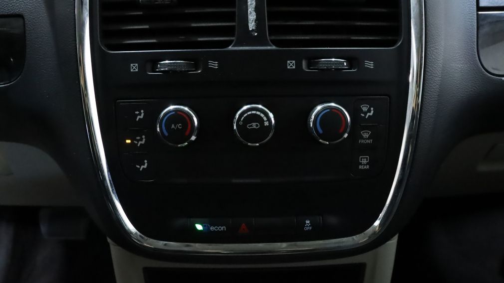 2017 Dodge GR Caravan SXT AUTO AC GR ELEC 7 PASS #16