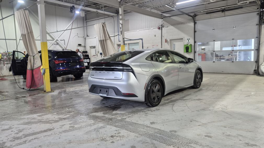 2024 Toyota Prius — photo 7