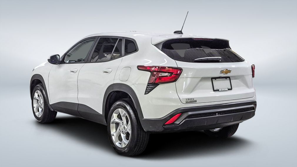 2025 Chevrolet Trax — photo 5