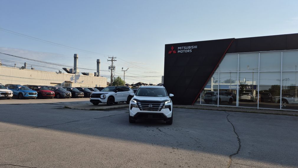 2024 Nissan Rogue — photo 2