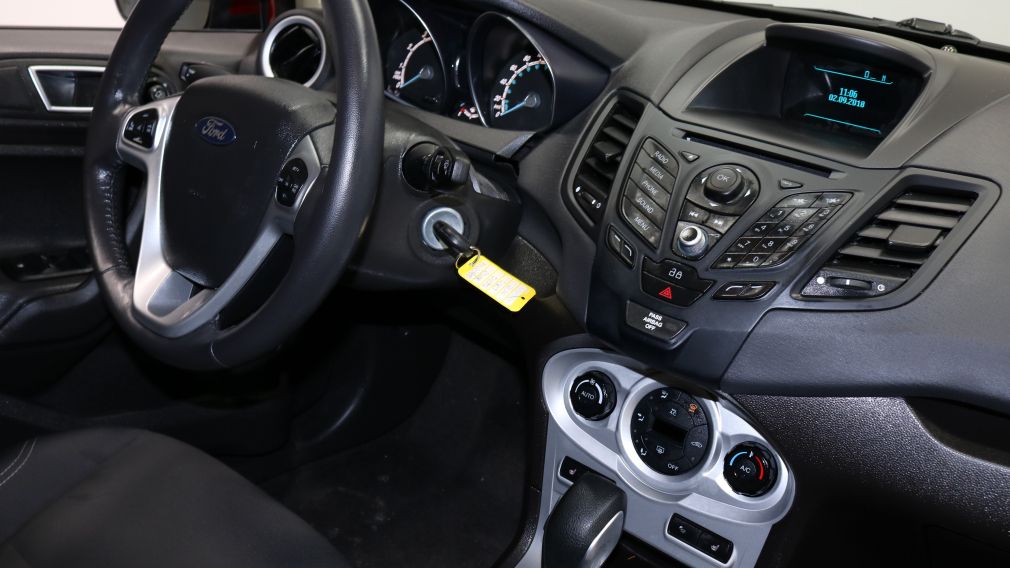 2014 Ford Fiesta SE #17