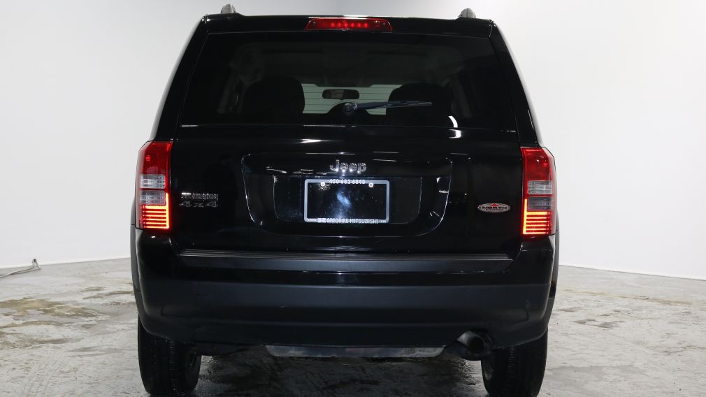 2014 Jeep Patriot North-Edition Auto 4X4 UConnect MP3/AUX A/C #9