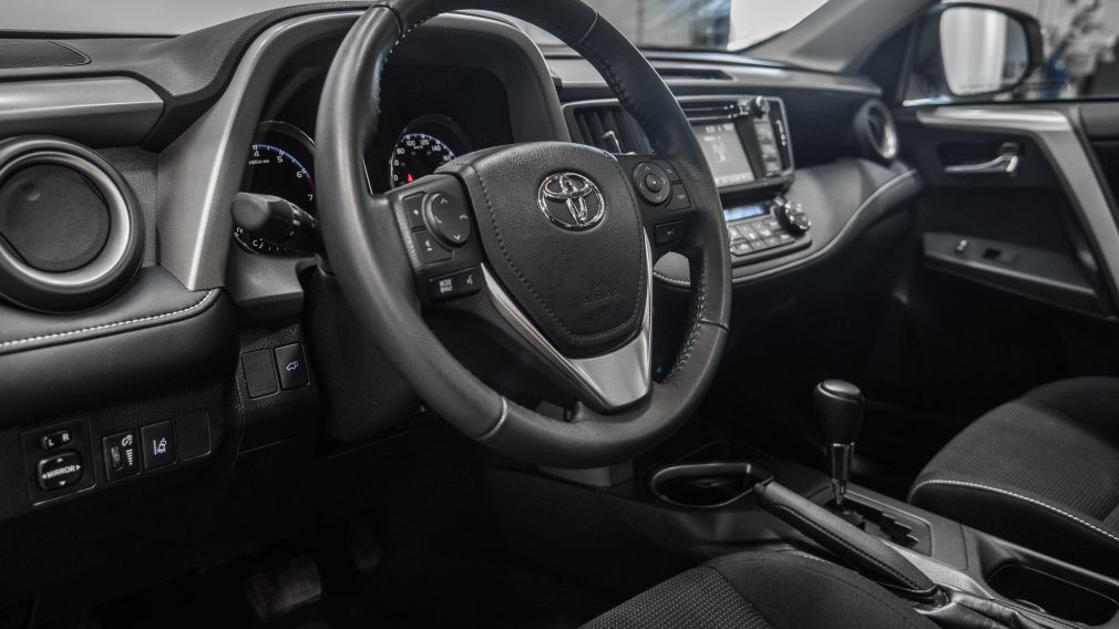 2017 Toyota Rav 4 XLE TOIT OUVRANT BANCS CHAUFFANTS #18